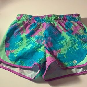 Quick-dry girls multicolored sport shorts